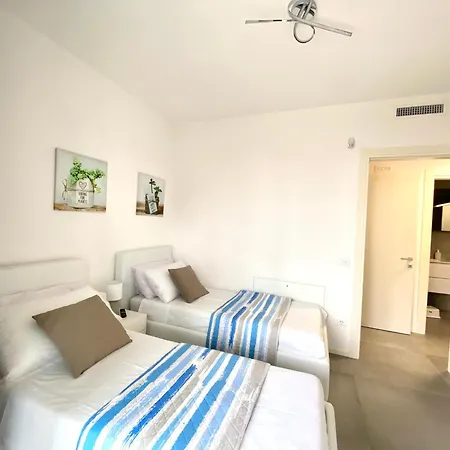 Tahiti Frontemare - - Solo Famiglie * Lido di Jesolo