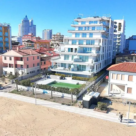 Tahiti Frontemare - - Solo Famiglie Lido di Jesolo