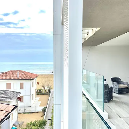 Tahiti Frontemare - - Solo Famiglie Lido di Jesolo