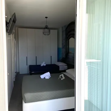 Tahiti Frontemare - - Solo Famiglie Lido di Jesolo