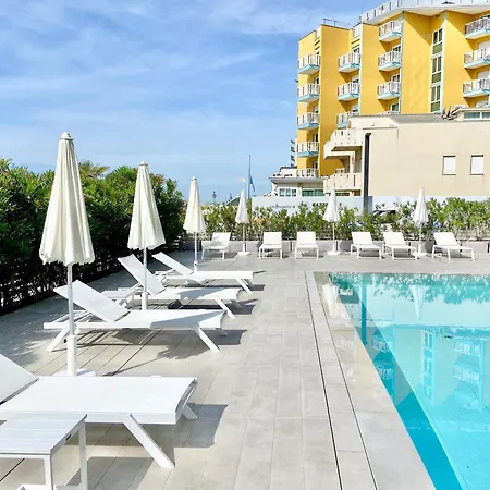 Apartment Tahiti Frontemare - - Solo Famiglie Lido di Jesolo