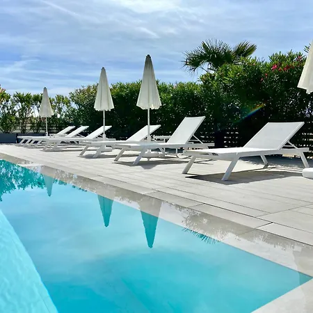 Apartment Tahiti Frontemare - - Solo Famiglie